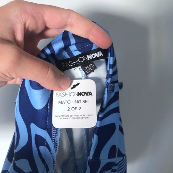 Fashionnova // Lindsee Printed Short Set - XS, Blue - Picture 7 of 14